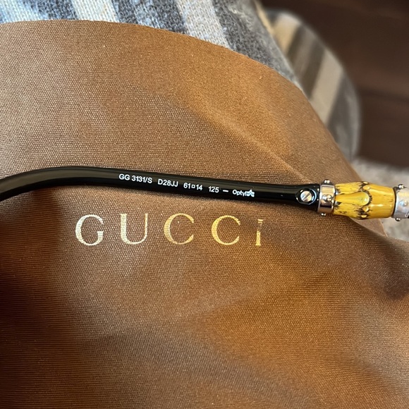 Gucci Black sunglasses - Picture 8 of 12